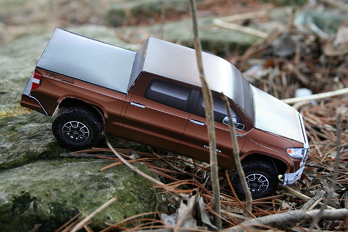 New paper model completed: 2014 Toyota Tundra pickup ...
